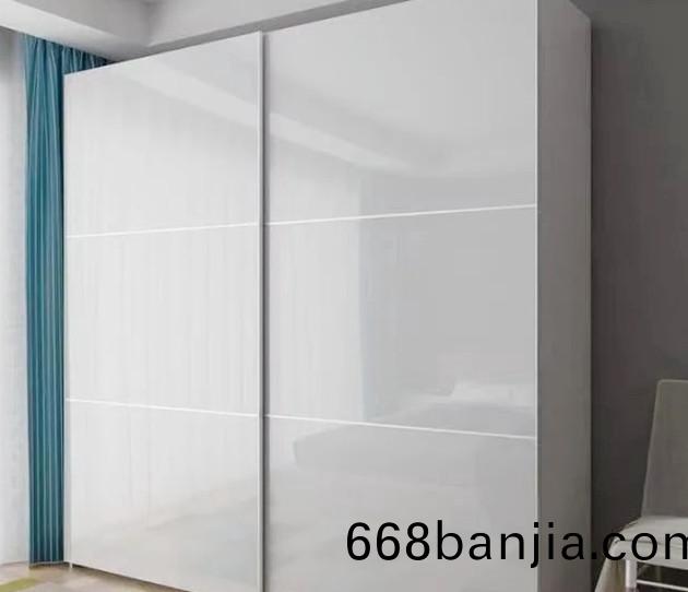 不(bu)鏽(xiu)鋼衣櫃(gui)定製成爲(wei)很(hen)多(duo)年(nian)輕(qing)人的(de)喜愛